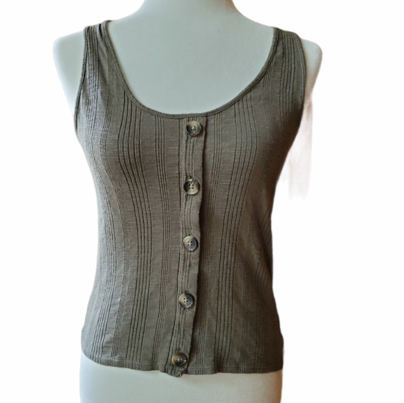 American Eagle Outfitters Tops - American Eagle Green Button Up Tank Shirt SZ M